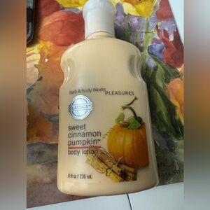 BBW Bath & Body Works Sweet Cinnamon Pumpkin Body care